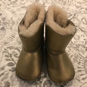 Infant uggs